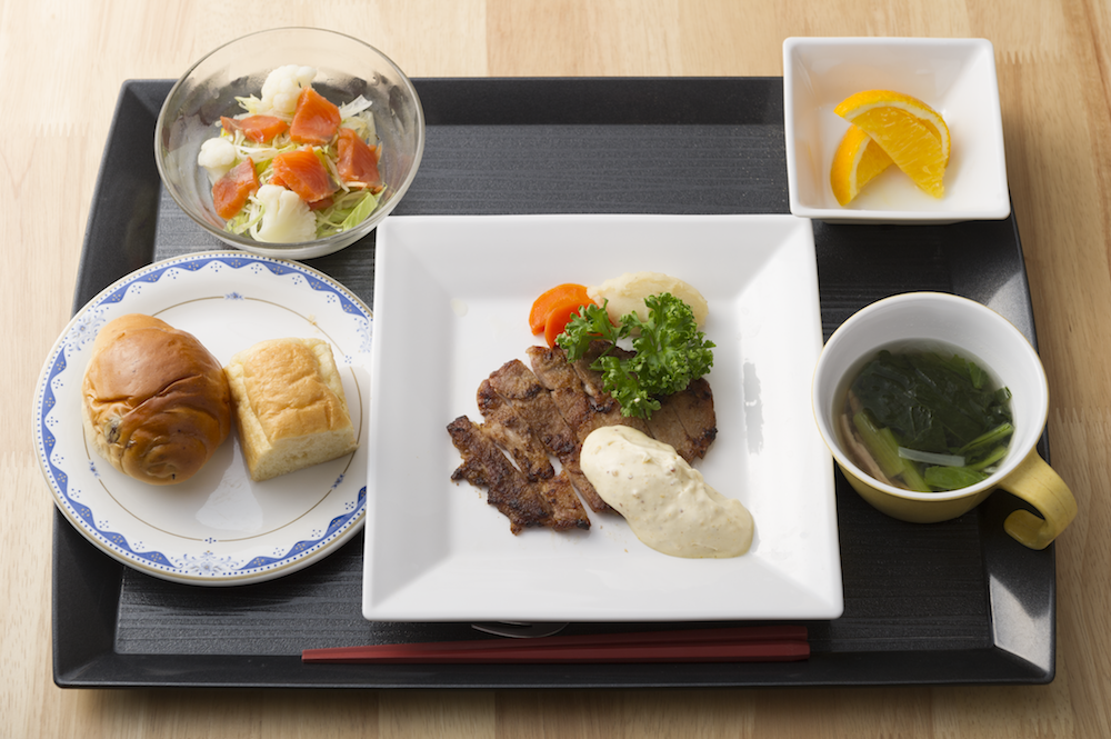 昼食例