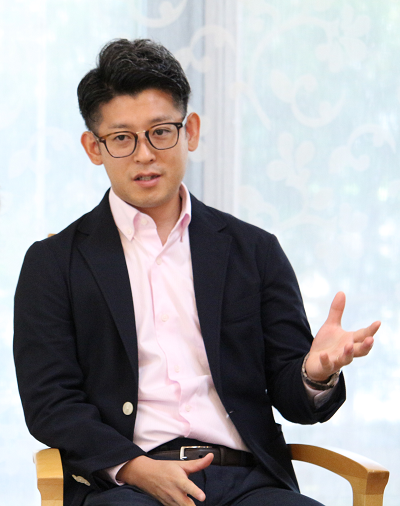 3代目ライフマネージャーの海老原さん