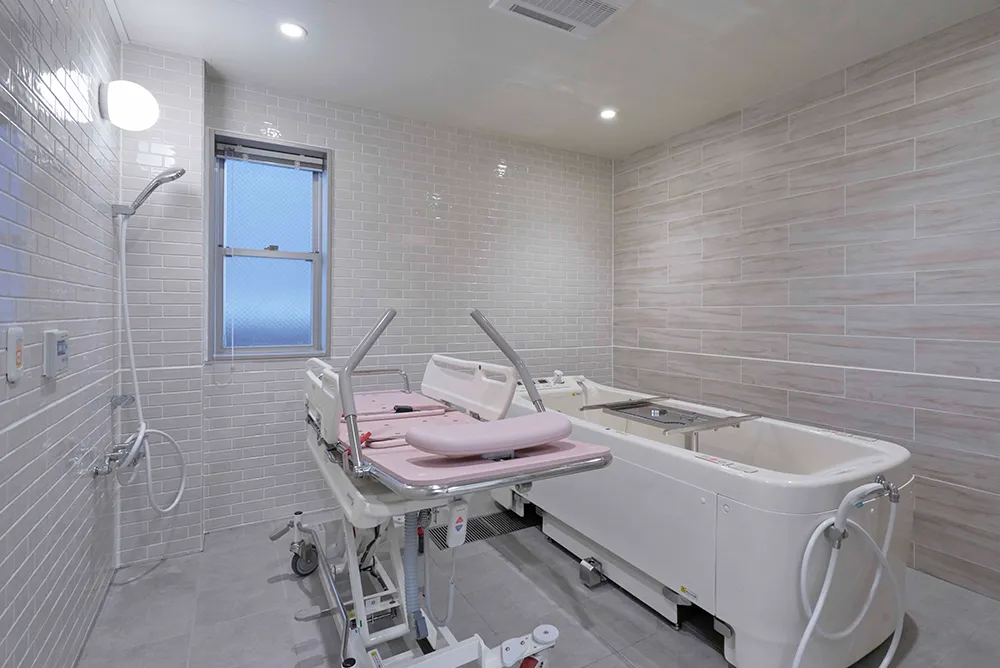 介助用の個浴ユニットバス