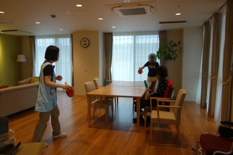 hama-table_20200716-1.jpg