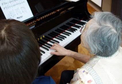 koma-piano_20220516-3.jpg