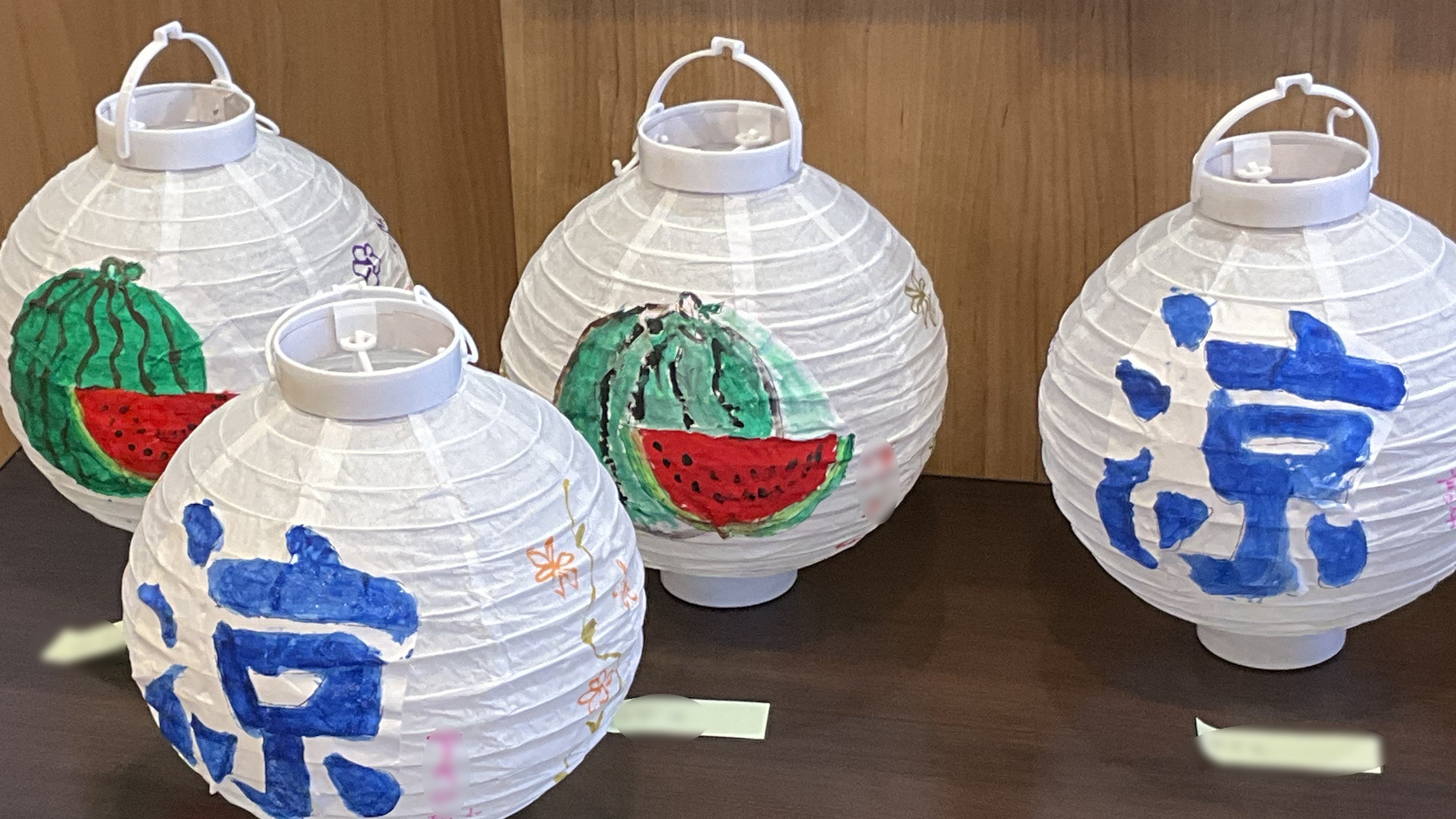 ひと筆ごとに夏が咲く　～提灯の絵付け体験～
