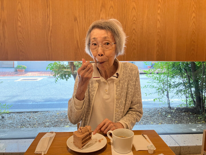 「一緒にケーキを」そのひと言から 　～リハビリがつないだ外出～