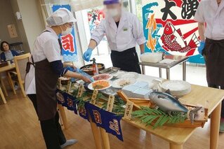 お寿司食べ放題ランチ