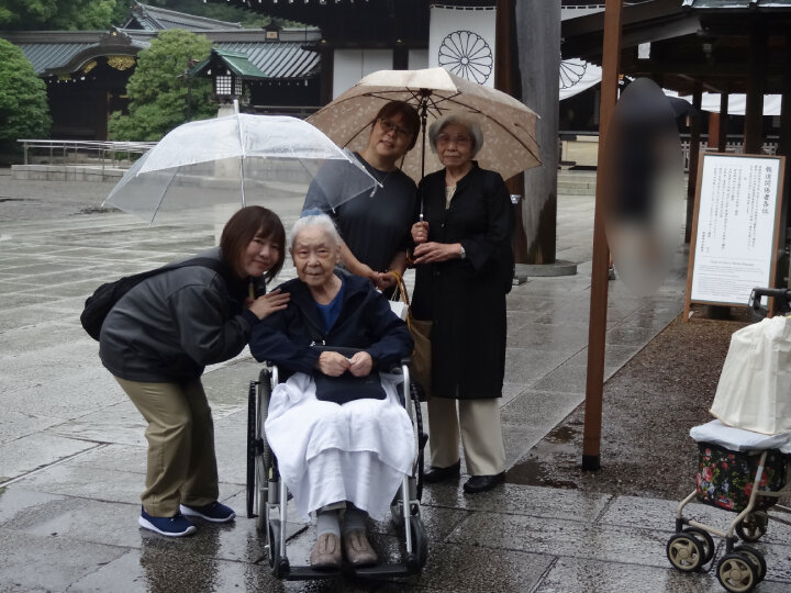 "Life Focus" を形にする取り組み　～静かな祈り、深まる思い ― 雨の靖国神社参拝～